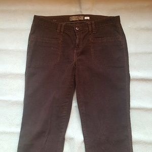 Old Navy women velvet jeans, size 8, O174